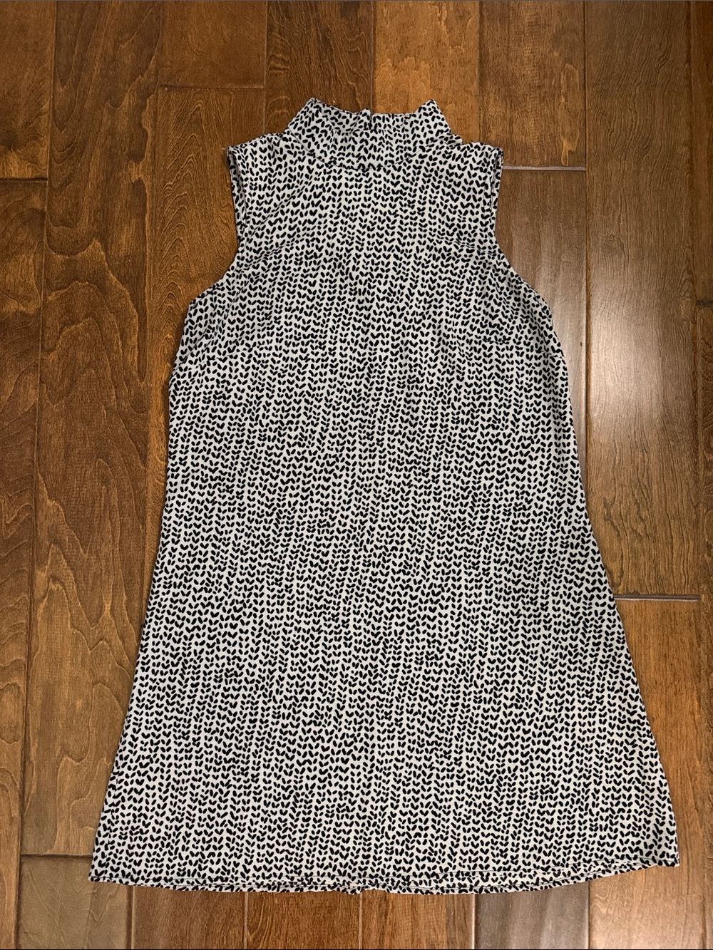 B. Darlin Sleeveless Mock Neck Mini Dress - Black & White